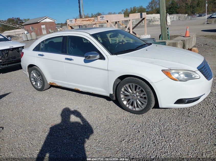 CHRYSLER 200 LIMITED