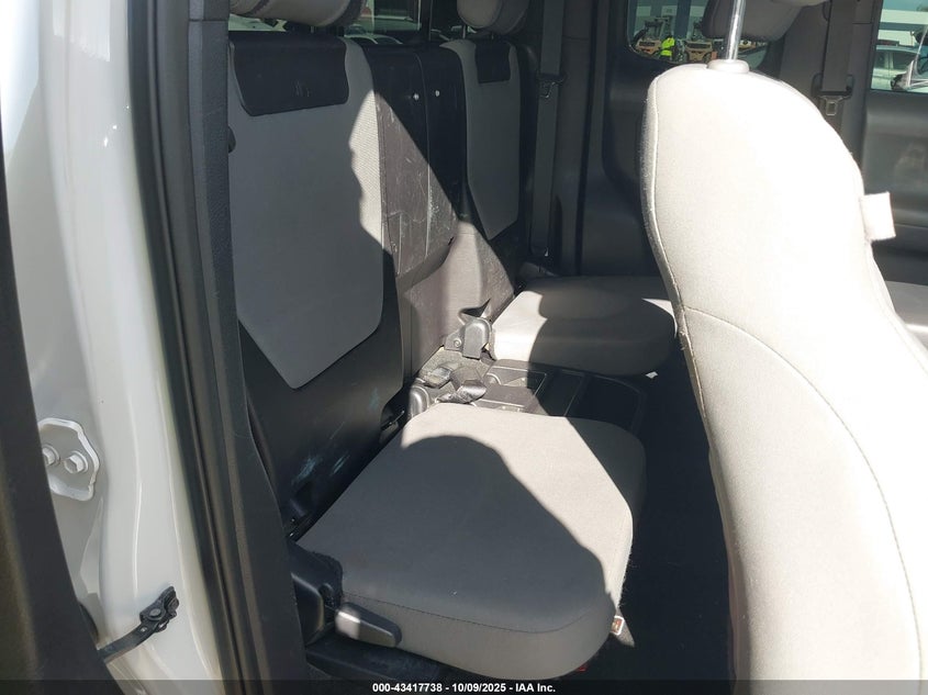 2017 TOYOTA TACOMA SR5 V6 5TFSZ5AN7HX081300