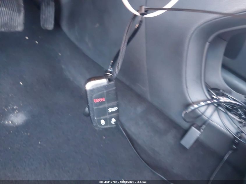 2015 Chrysler 200 Limited VIN: 1C3CCCAB5FN583851 Lot: 43417787