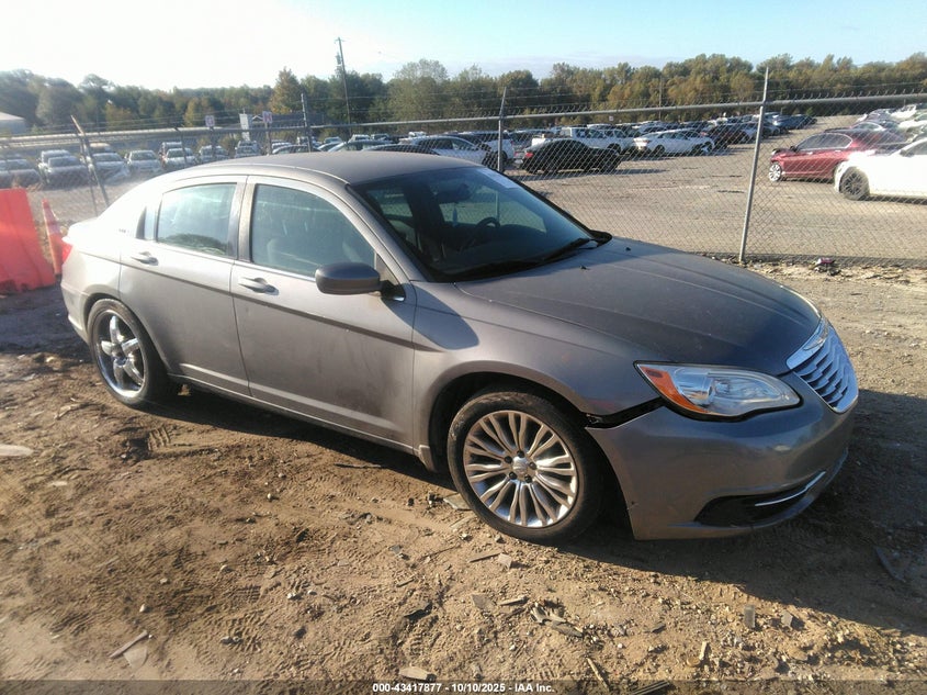 CHRYSLER 200 TOURING