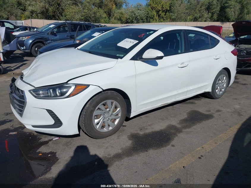 VIN 5NPD74LF9JH355788 2018 HYUNDAI ELANTRA SE