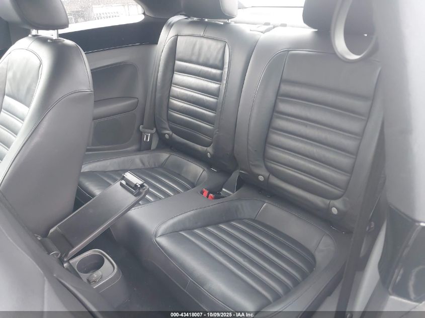 2012 Volkswagen Beetle 2.0T Turbo VIN: 3VWVA7AT2CM643968 Lot: 43418007