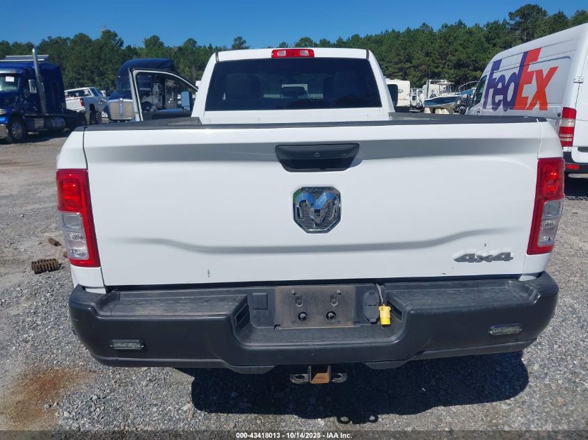 2022 Ram 3500 Tradesman 4X4 8' Box VIN: 3C63RRGL9NG363253 Lot: 43418013