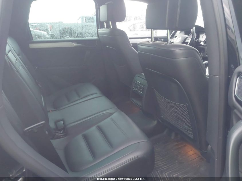 2017 Volkswagen Touareg V6 Wolfsburg Edition VIN: WVGRF7BP7HD004362 Lot: 43418181