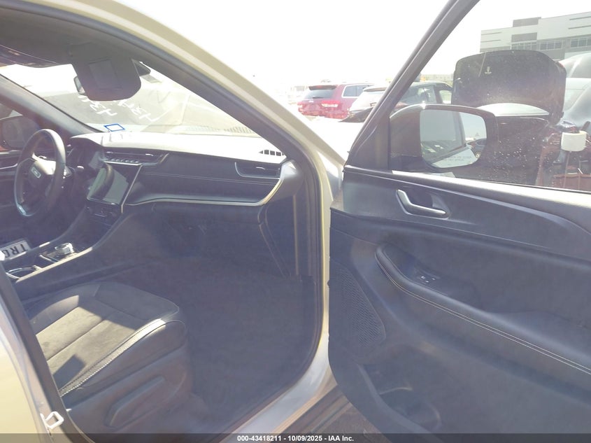 1C4RJHAG5PC659828 2023 JEEP GRAND CHEROKEE photo no. 5