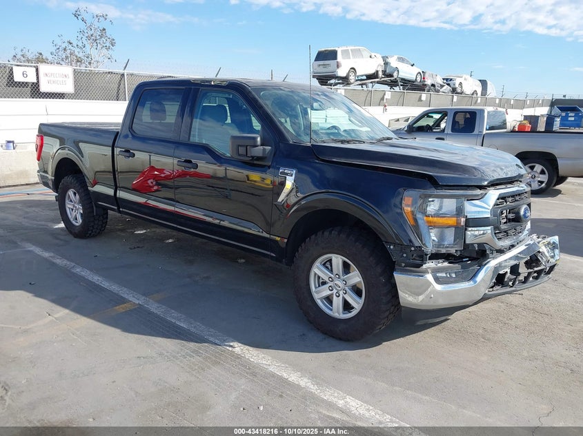 FORD F-150 XLT