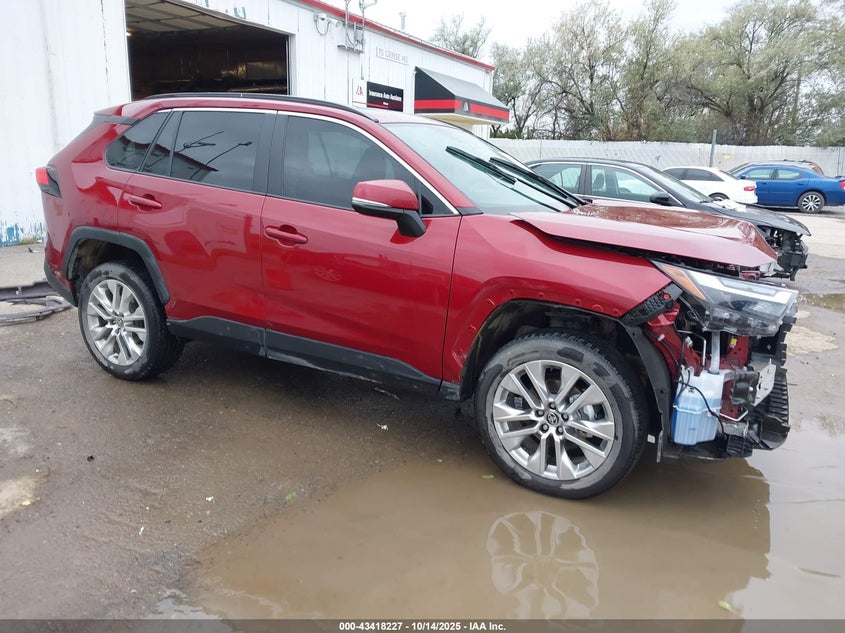 TOYOTA RAV4 XLE PREMIUM