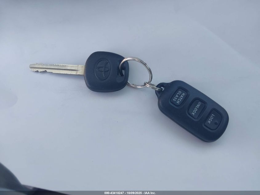 2006 Toyota Corolla Matrix Xr VIN: 2T1KR32E16C618418 Lot: 43418247