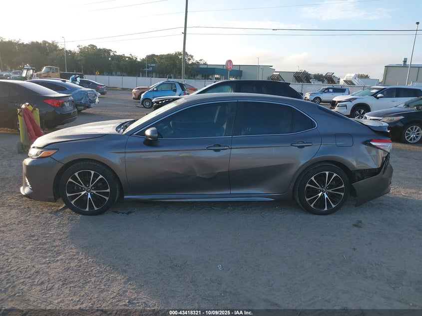 2018 Toyota Camry Se VIN: 4T1B11HK3JU520510 Lot: 43418321