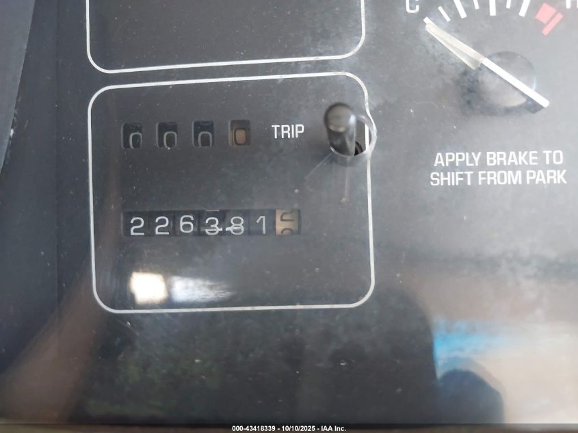 1995 Buick Roadmaster VIN: 1G4BN52P2SR407443 Lot: 43418339