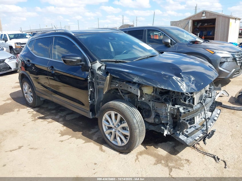 NISSAN ROGUE SPORT SV FWD XTRONIC CVT