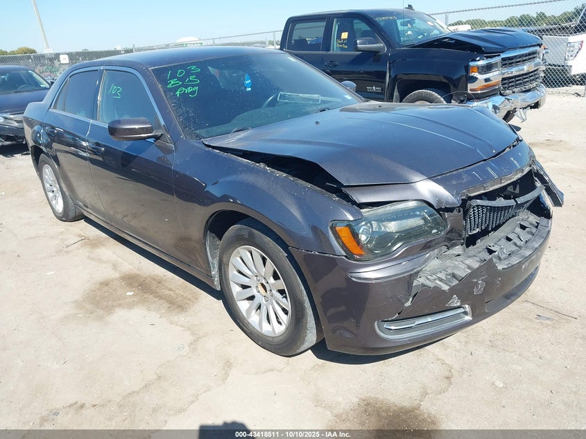 2014 CHRYSLER 300 - 2C3CCAAG5EH157102