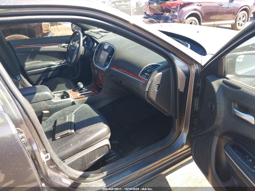 2014 CHRYSLER 300 - 2C3CCAAG5EH157102