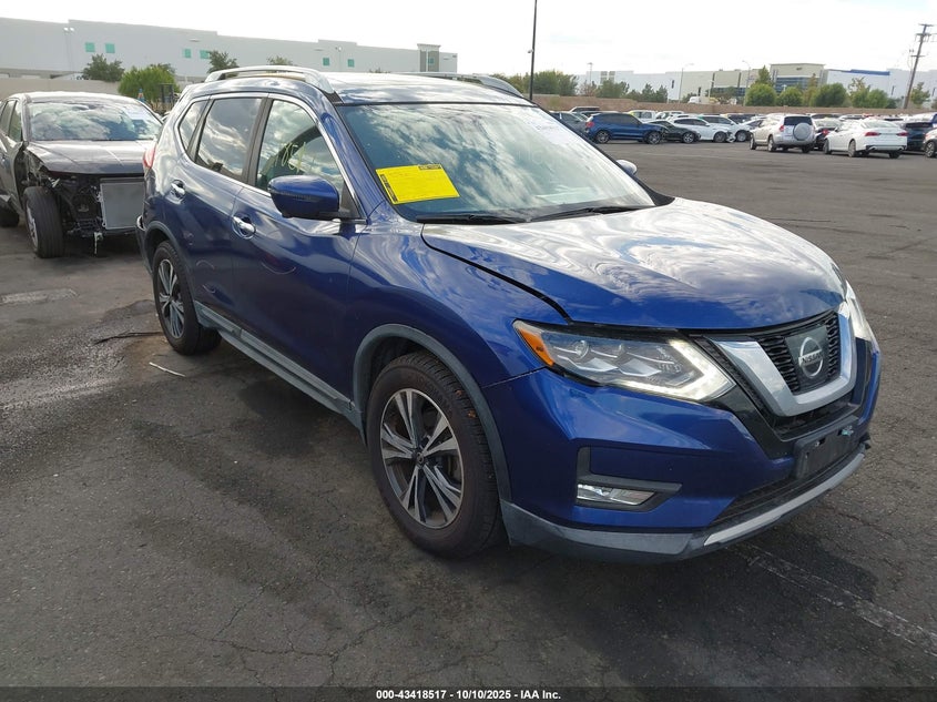 NISSAN ROGUE SL
