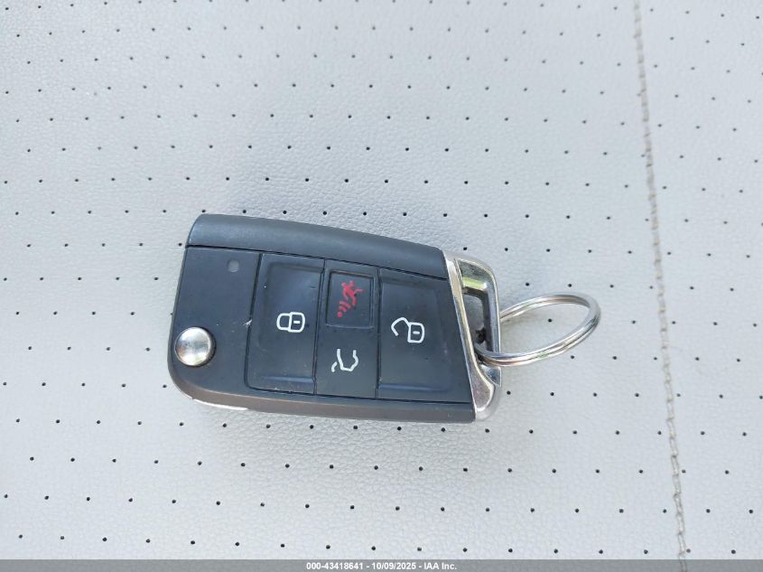 2018 Volkswagen Tiguan 2.0T Se/2.0T Sel VIN: 3VV3B7AX7JM031449 Lot: 43418641