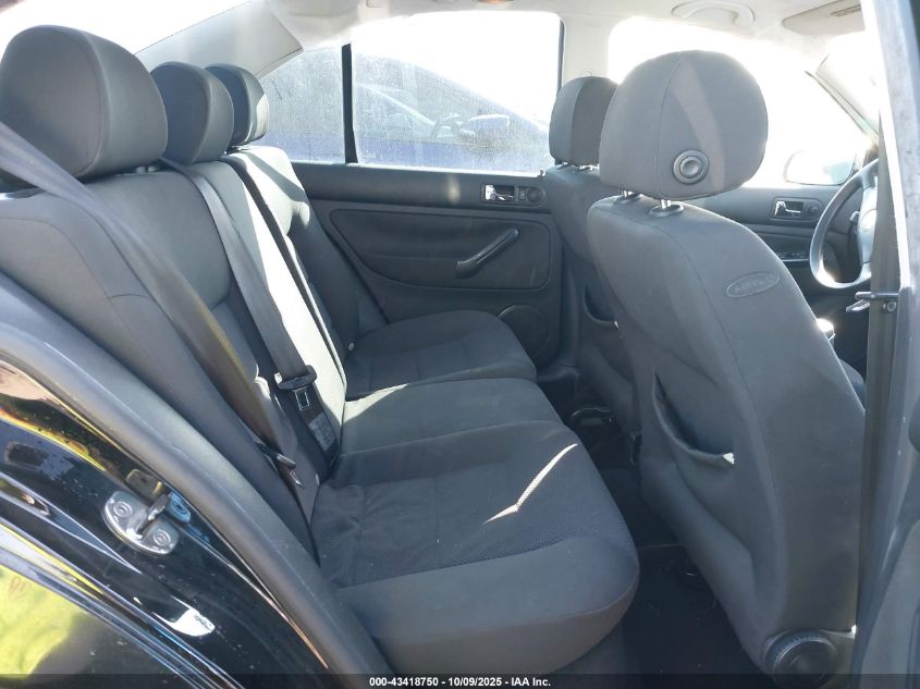 2004 Volkswagen Jetta Gls 2.0L VIN: 3VWSA69M64M081813 Lot: 43418750