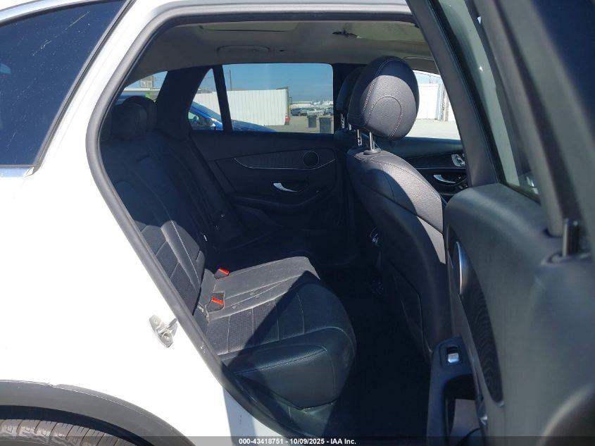 2016 Mercedes-Benz Glc 300 VIN: WDC0G4JB3GF105894 Lot: 43418751