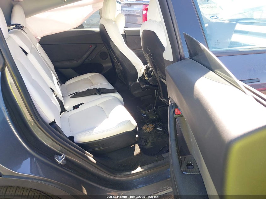 2023 Tesla Model Y Awd/Long Range Dual Motor All-Wheel Drive VIN: 7SAYGAEE5PF584659 Lot: 43418799