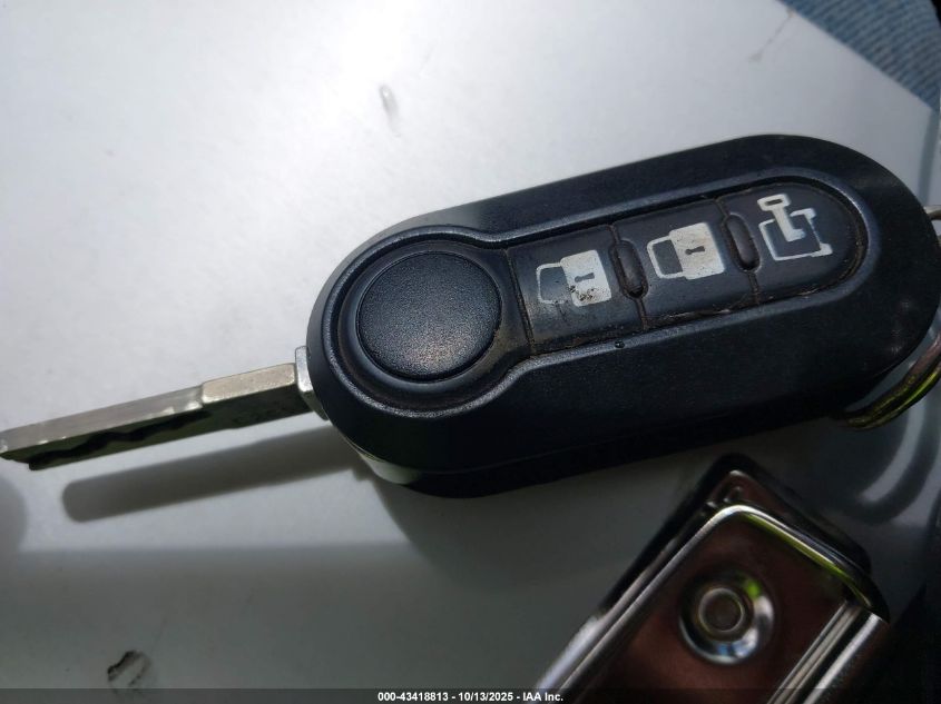 2017 Ram Promaster 1500 Low Roof 136 Wb VIN: 3C6TRVAG2HE517421 Lot: 43418813