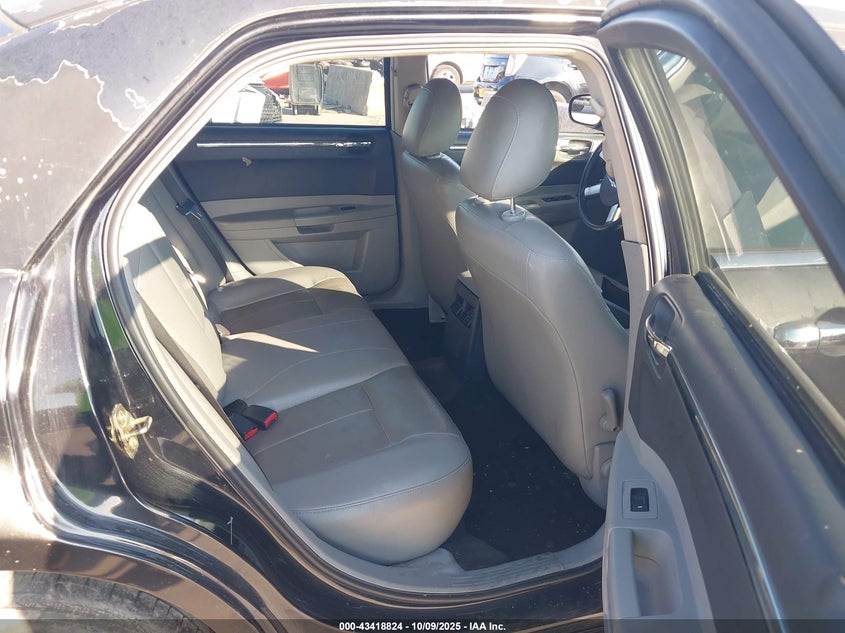 2006 Chrysler 300 Touring VIN: 2C3KA53GX6H519450 Lot: 43418824