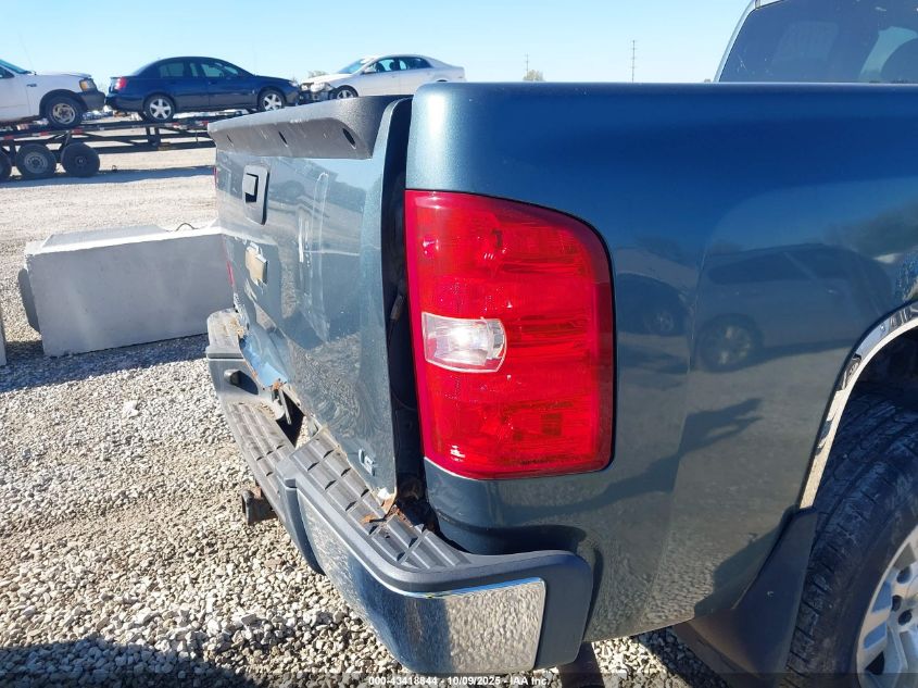 2007 Chevrolet Silverado 1500 Work Truck VIN: 2GCEC19J971695432 Lot: 43418844