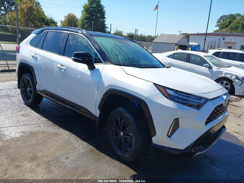 TOYOTA RAV4 HYBRID XSE