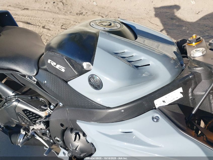 2017 Yamaha Fz10 VIN: JYARN48E9HA000273 Lot: 43418935