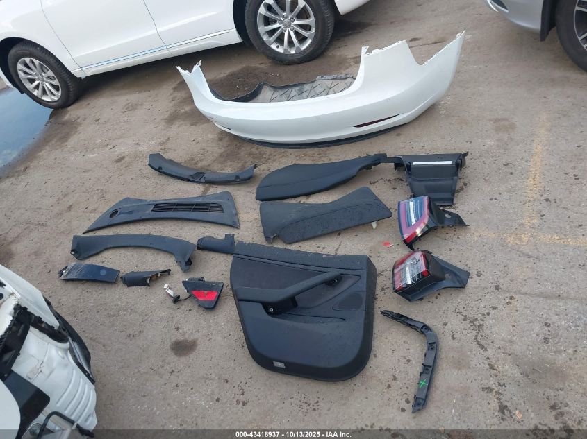 2019 Tesla Model 3 Long Range/Mid Range/Standard Range/Standard Range Plus VIN: 5YJ3E1EAXKF416664 Lot: 43418937