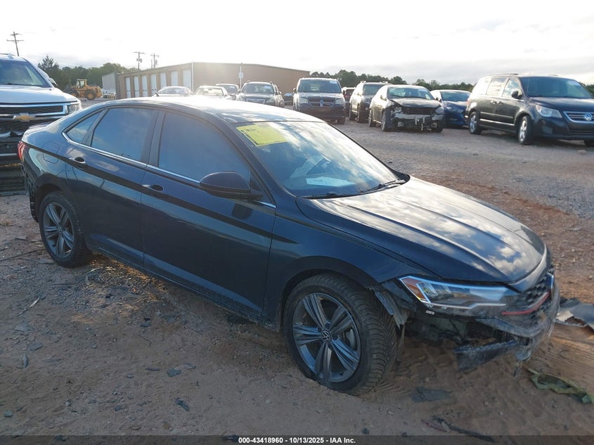 VOLKSWAGEN JETTA 1.5T SE