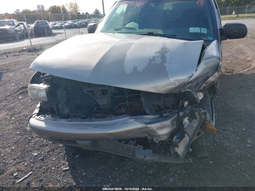 2002 Chevrolet Blazer Ls VIN: 1GNDT13W52K232896 Lot: 43419026