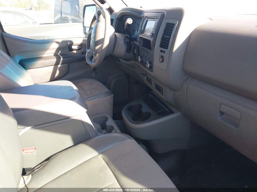 2015 Nissan Nv Cargo Nv2500 Hd VIN: 1N6AF0LY5FN804680 Lot: 43419059