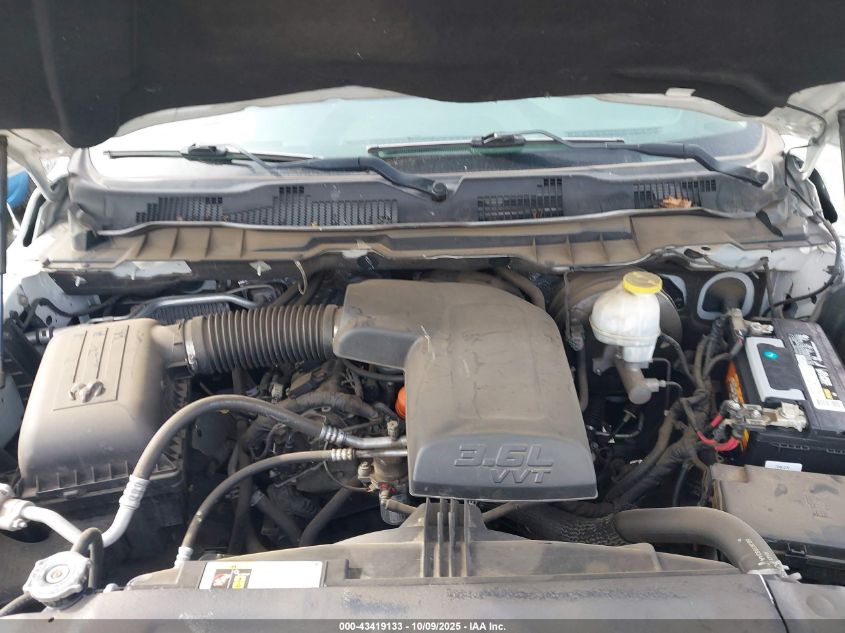 2019 Ram 1500 Classic Tradesman 4X4 8' Box VIN: 3C6JR7DG8KG502447 Lot: 43419133