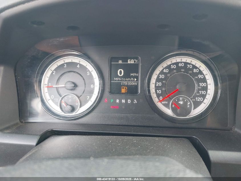 2019 Ram 1500 Classic Tradesman 4X4 8' Box VIN: 3C6JR7DG8KG502447 Lot: 43419133