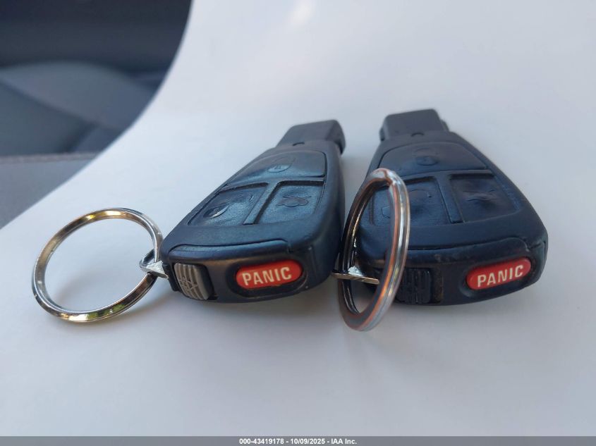 2000 Mercedes-Benz E 320 4M VIN: WDBJF82J1YX033730 Lot: 43419178