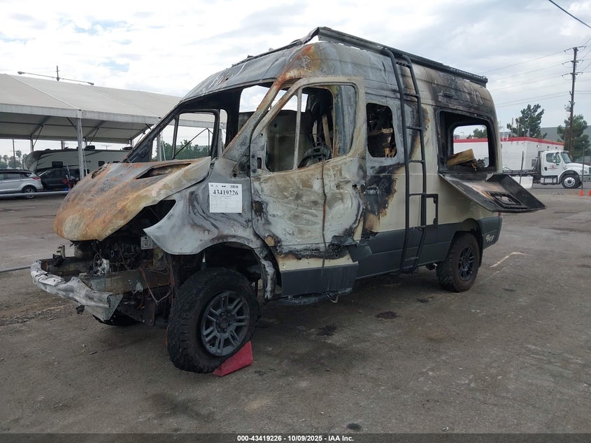 W1W4NBVY2RT174178 2024 MERCEDES-BENZ SPRINTER photo no. 2