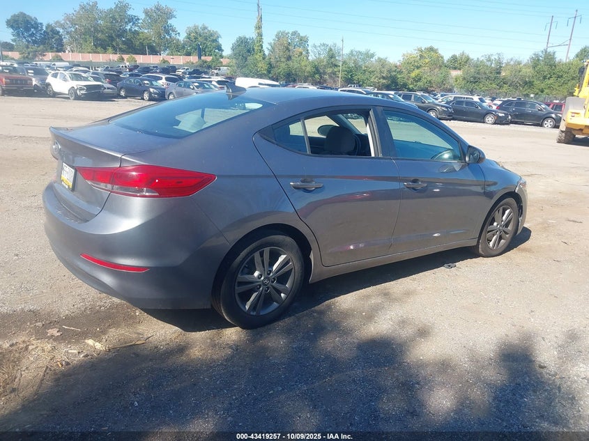 VIN 5NPD84LFXJH265322 2018 HYUNDAI ELANTRA SEL