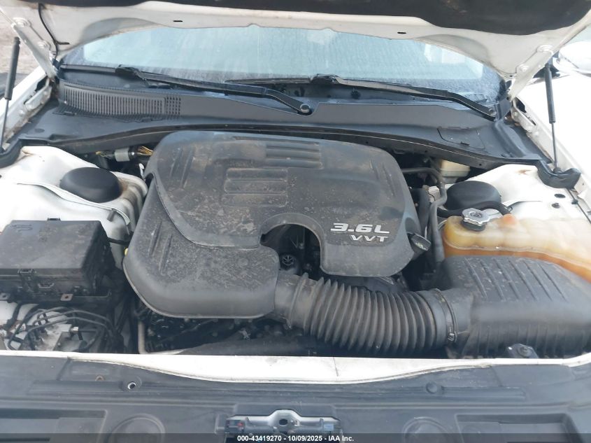 2015 Chrysler 300C VIN: 2C3CCAEG0FH791851 Lot: 43419270