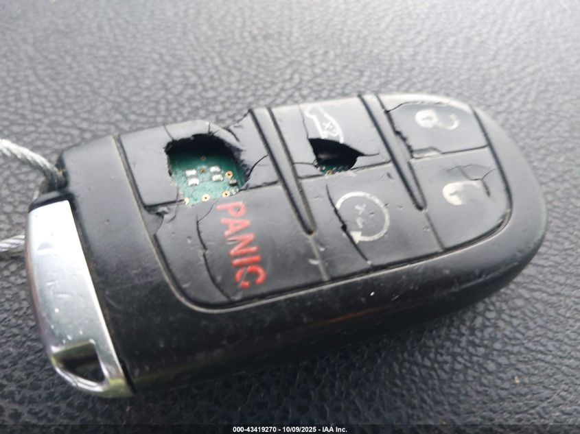 2015 Chrysler 300C VIN: 2C3CCAEG0FH791851 Lot: 43419270