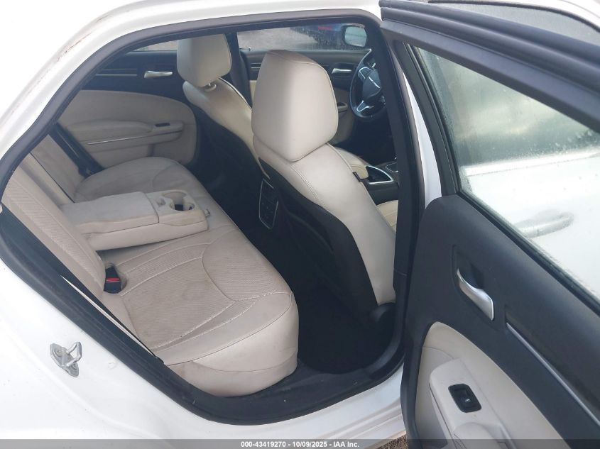 2015 Chrysler 300C VIN: 2C3CCAEG0FH791851 Lot: 43419270