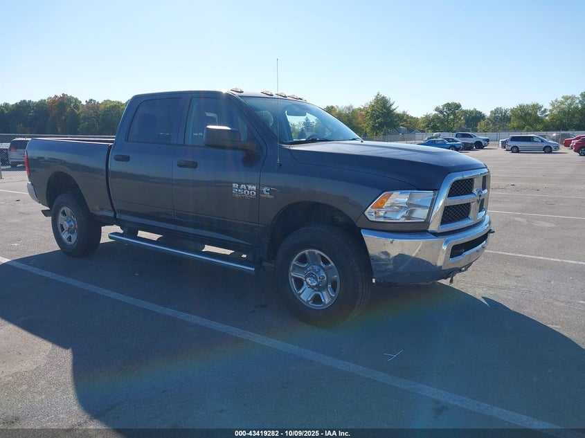 RAM 2500 TRADESMAN 4X4 6 4 BOX