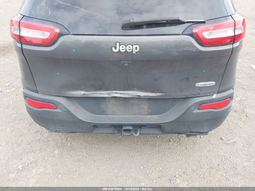 2014 Jeep Cherokee Latitude VIN: 1C4PJLCSXEW262168 Lot: 43419284