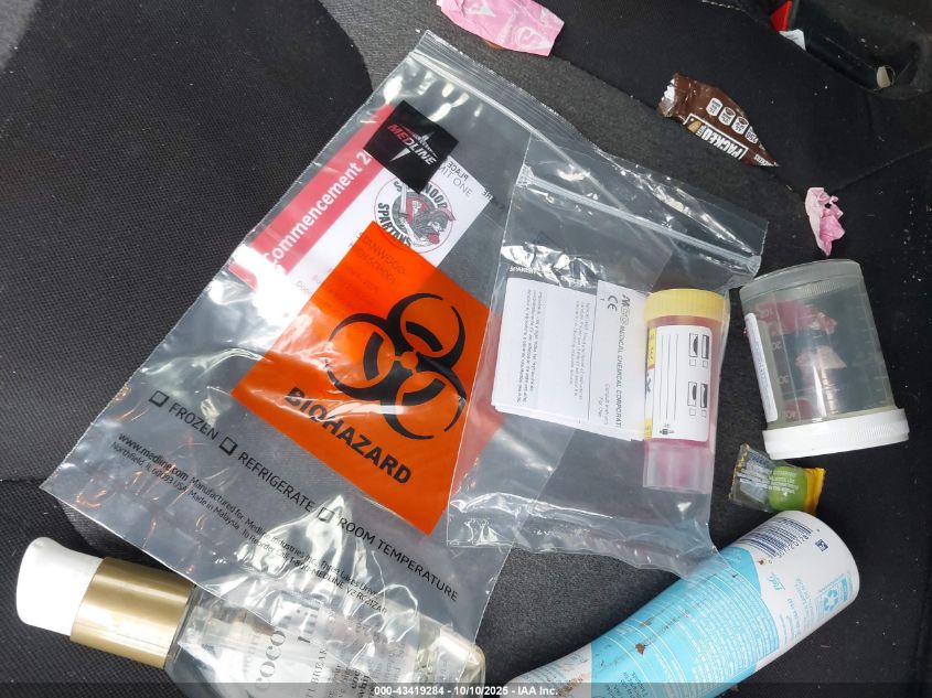 2014 Jeep Cherokee Latitude VIN: 1C4PJLCSXEW262168 Lot: 43419284