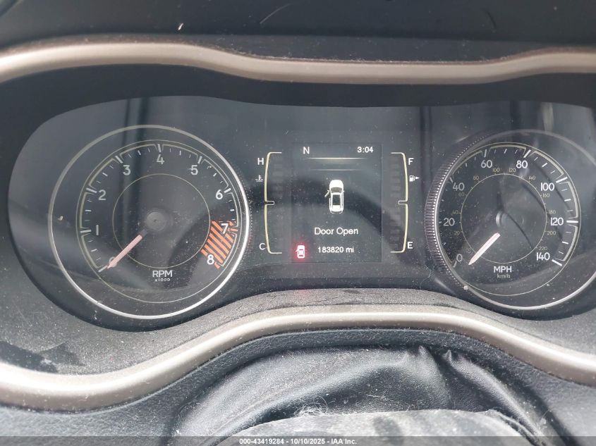 2014 Jeep Cherokee Latitude VIN: 1C4PJLCSXEW262168 Lot: 43419284