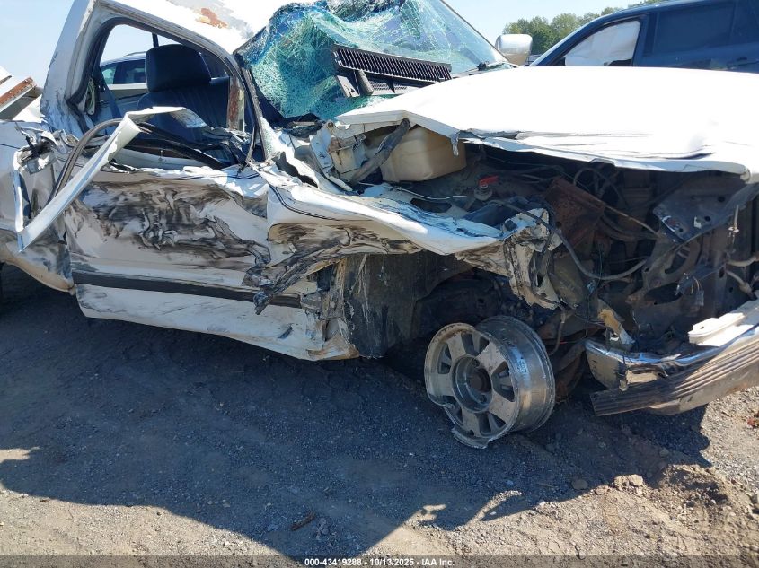 1993 Chevrolet Gmt-400 C1500 VIN: 1GCEC14K4PZ150181 Lot: 43419288