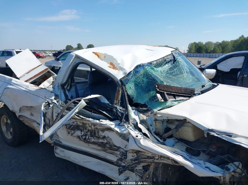 1993 Chevrolet Gmt-400 C1500 VIN: 1GCEC14K4PZ150181 Lot: 43419288