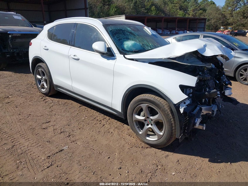 ALFA ROMEO STELVIO RWD