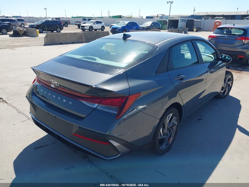 2025 Hyundai Elantra Sel Sport