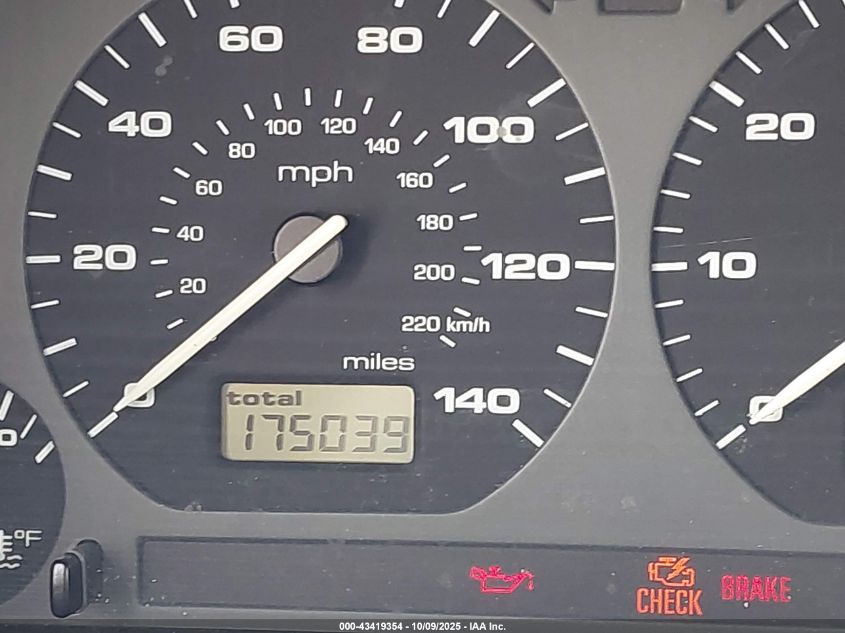 1998 Volkswagen Jetta Gl VIN: 3VWRA81H5WM242583 Lot: 43419354