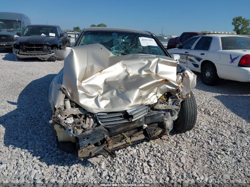 2000 Toyota Camry Le VIN: JT2BG22KXY0404152 Lot: 43419402