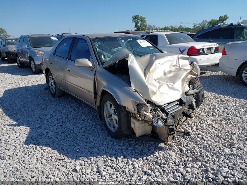 2000 Toyota Camry Le VIN: JT2BG22KXY0404152 Lot: 43419402